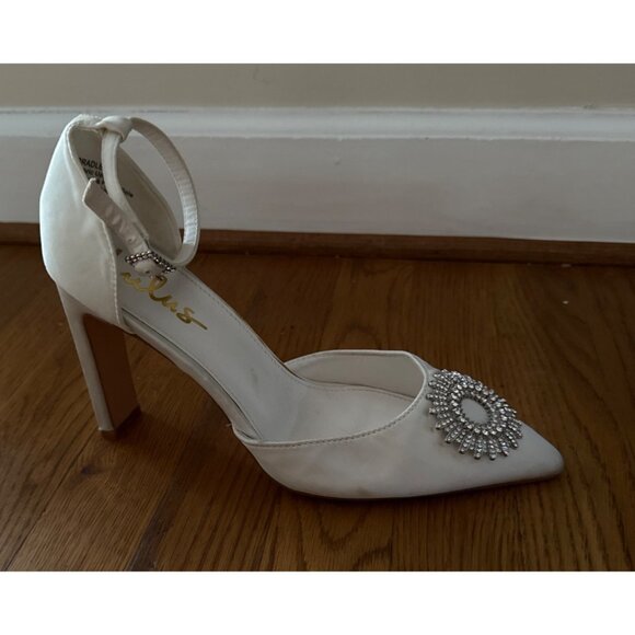 Lulus Bradleyy Heels White Satin Pointed Toe Ankle Strap Rhinestone Size 9 - Picture 12 of 13